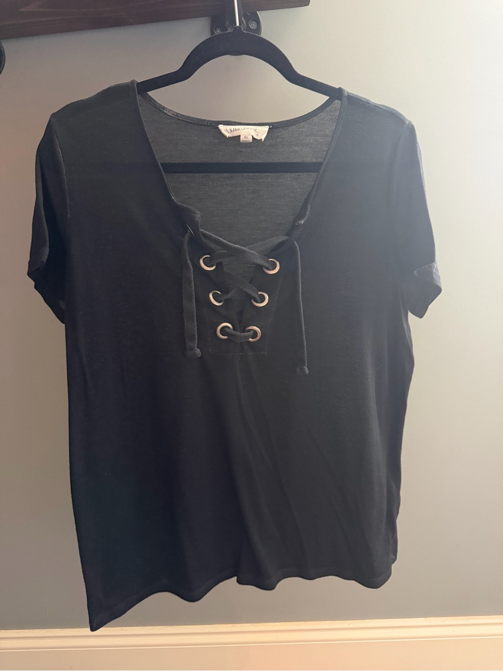 Lace-Up V-Neck Short Sleeve Top - Black